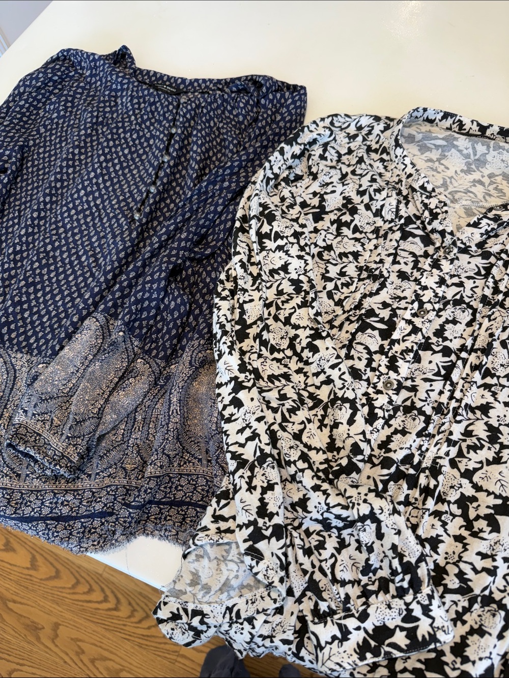 Lucky Brand set of 2 Black & White Floral Button-Front Women's Blouses